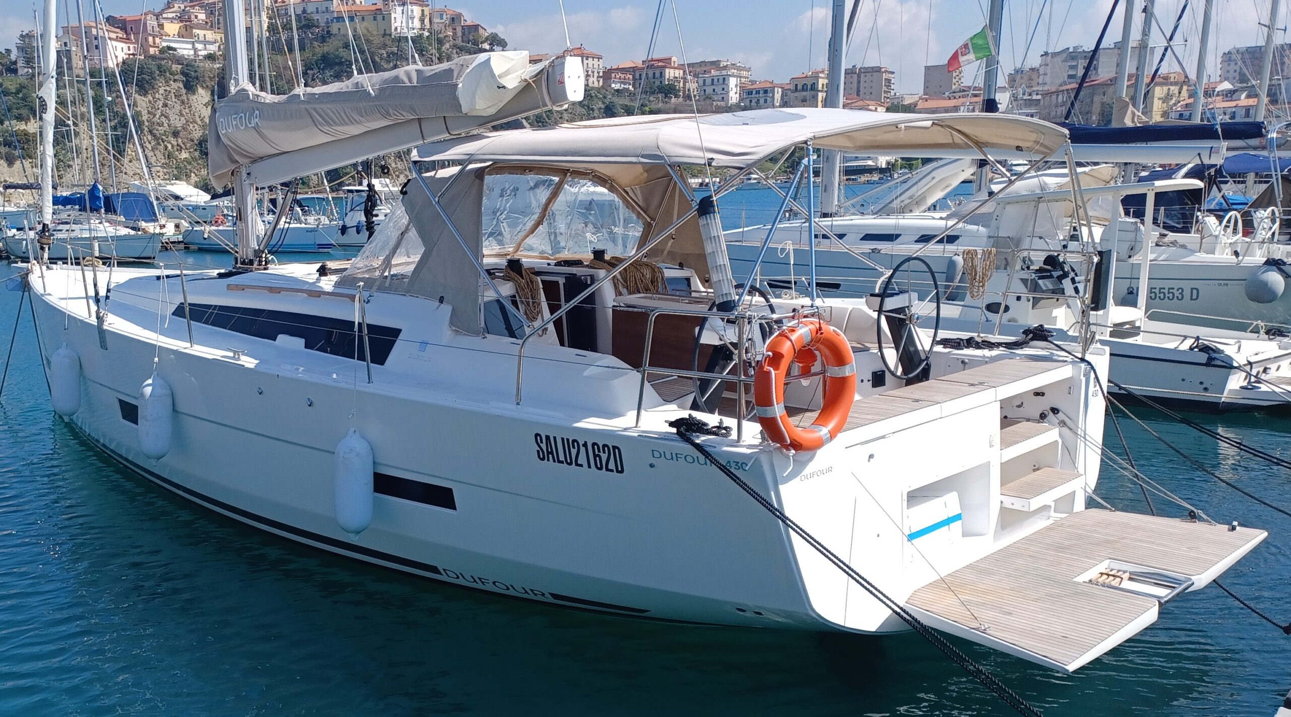 SanLuis Charter - Dufour 430 a Rodi Garganico (FG)